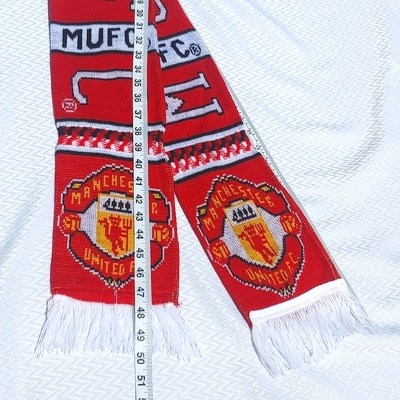 🇬🇧Manchester United Football Club Scarf 50 inches 127cm - Picture 11 of 12
